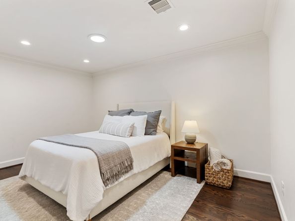 10123 Candlewood Drive, Houston TX 77042