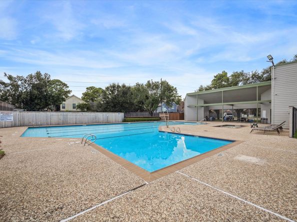 12306 Wright Oaks Drive, Houston TX 77014