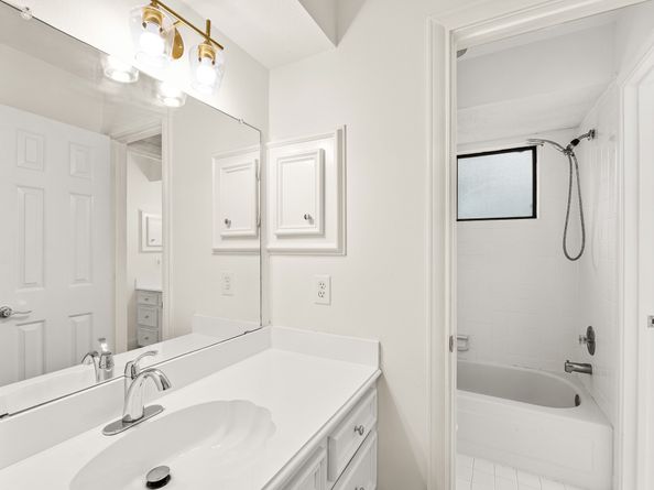 13715 Meadow Sweet Drive, Cypress TX 77429