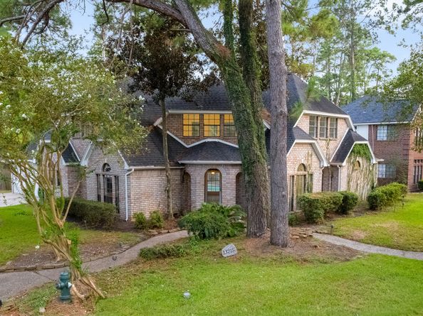 13715 Meadow Sweet Drive, Cypress TX 77429