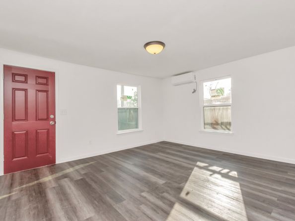7019 Bonham Street, Houston TX 77020