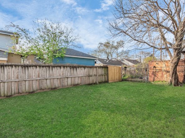 7019 Bonham Street, Houston TX 77020