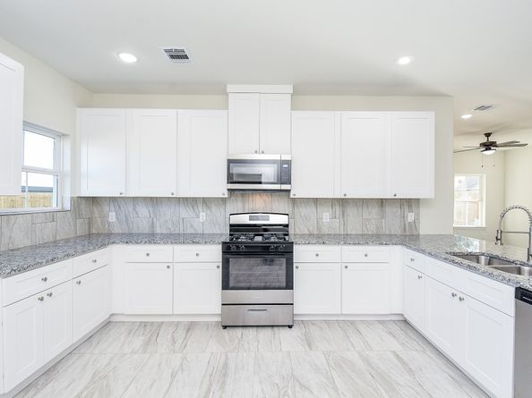 2807 Bowlin Leaf Lane, Houston TX 77014