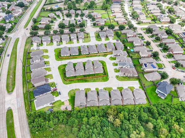 2807 Bowlin Leaf Lane, Houston TX 77014