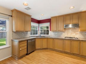 35 Dovewing Place, The Woodlands TX 77382