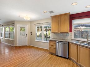 35 Dovewing Place, The Woodlands TX 77382