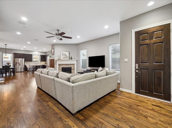 1115 E 27th Street, Houston TX 77009