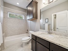 1115 E 27th Street, Houston TX 77009