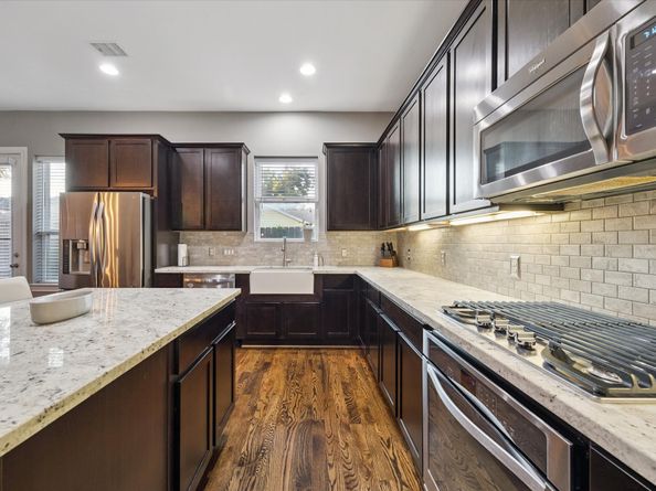 1115 E 27th Street, Houston TX 77009