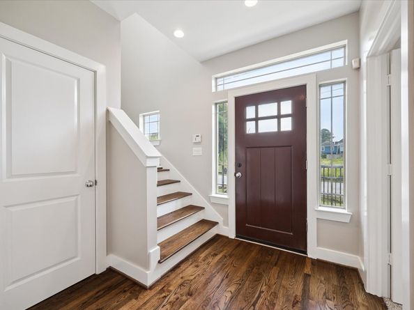 1761 W 24th Street, Houston TX 77008