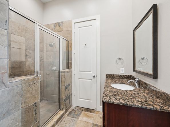 1761 W 24th Street, Houston TX 77008