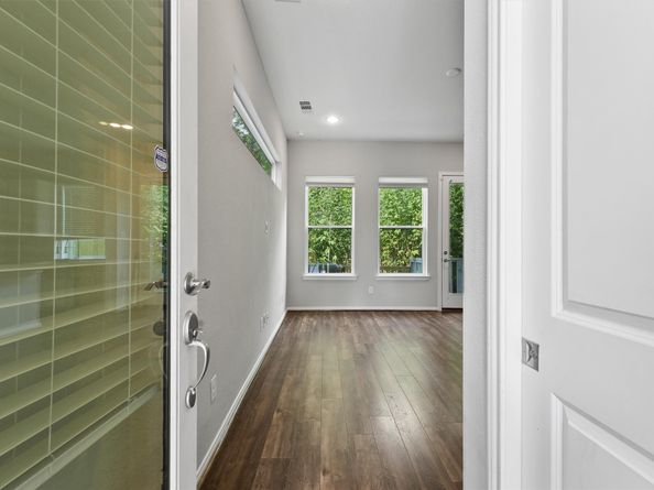 5610 Patrick Street H, Houston TX 77076