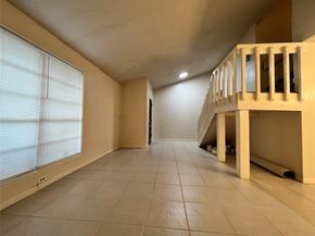 2075 Delphi Lane, Houston TX 77067