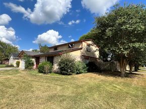 2075 Delphi Lane, Houston TX 77067