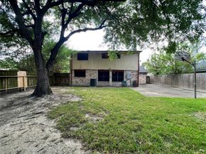 2075 Delphi Lane, Houston TX 77067