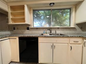 2075 Delphi Lane, Houston TX 77067