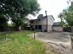 2075 Delphi Lane, Houston TX 77067
