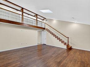 5150 Jason Street, Houston TX 77096