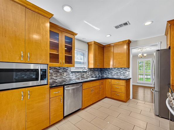 5150 Jason Street, Houston TX 77096