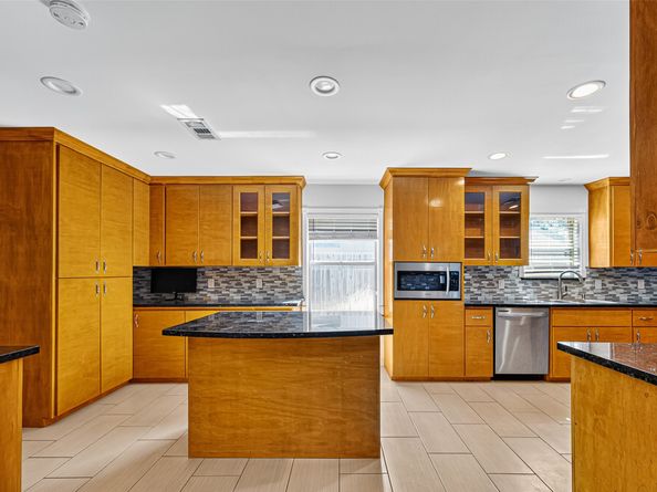 5150 Jason Street, Houston TX 77096