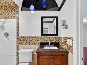 5150 Jason Street, Houston TX 77096