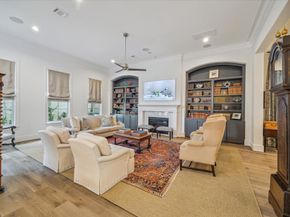 7 N Raintree Hollow Lane, Houston TX 77027