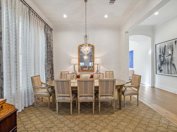 7 N Raintree Hollow Lane, Houston TX 77027