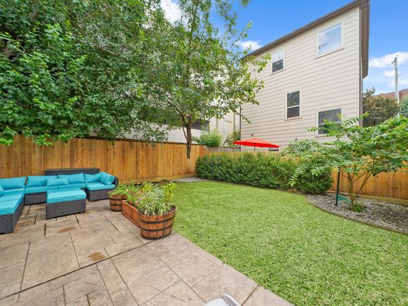3808 Center Street A, Houston TX 77007