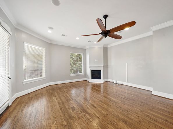 3808 Center Street A, Houston TX 77007