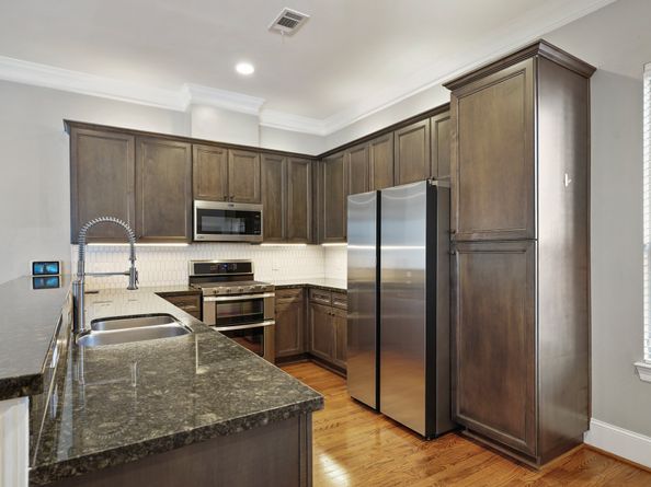 3808 Center Street A, Houston TX 77007