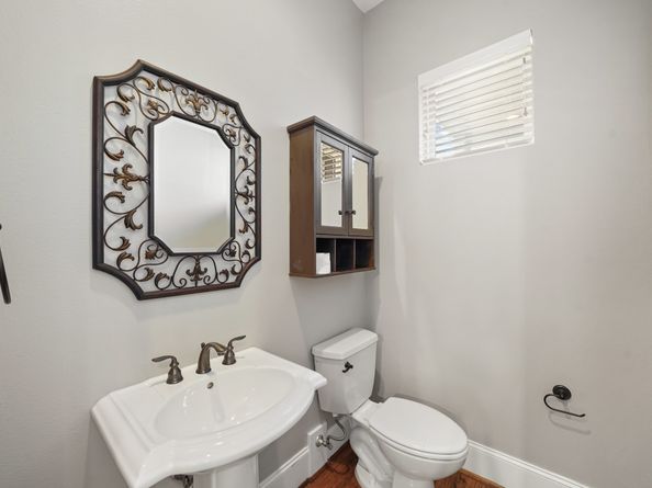 3808 Center Street A, Houston TX 77007