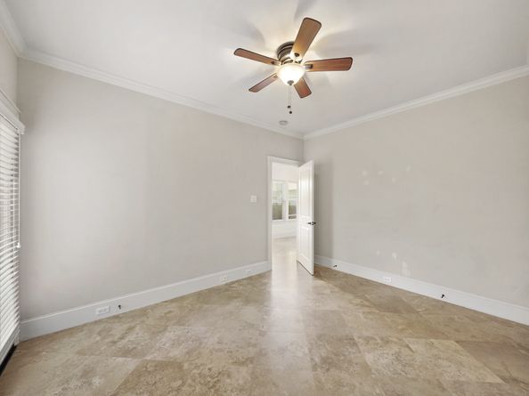 3808 Center Street A, Houston TX 77007