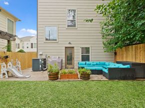 3808 Center Street A, Houston TX 77007