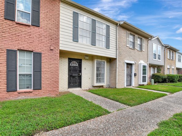 7938 Leonora Street B19, Houston TX 77061