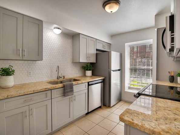 7938 Leonora Street B19, Houston TX 77061