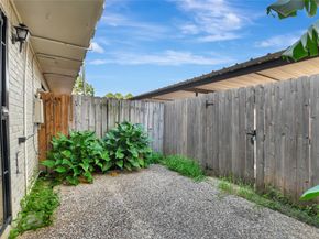7938 Leonora Street B19, Houston TX 77061