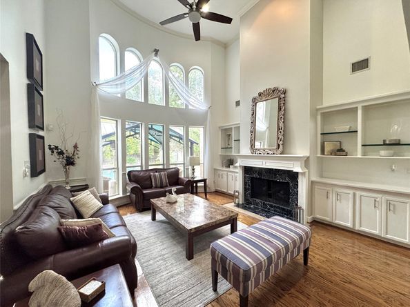 59 Acorn Cluster Court, The Woodlands TX 77381