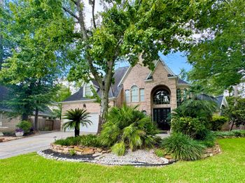 59 Acorn Cluster Court