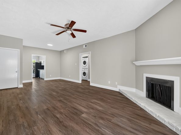 9707 Richmond Avenue 75, Houston TX 77042