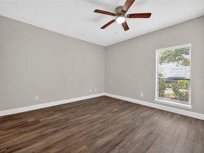 9707 Richmond Avenue 75, Houston TX 77042