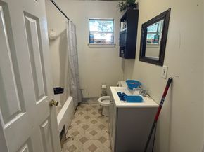 4214 Neal Street, Houston TX 77017