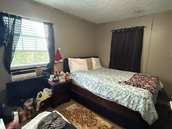 4214 Neal Street, Houston TX 77017
