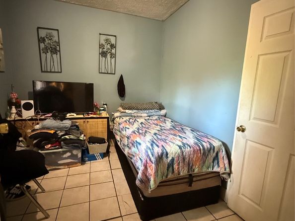4214 Neal Street, Houston TX 77017