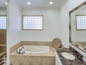 2821 Hood Street, Dallas TX 75219
