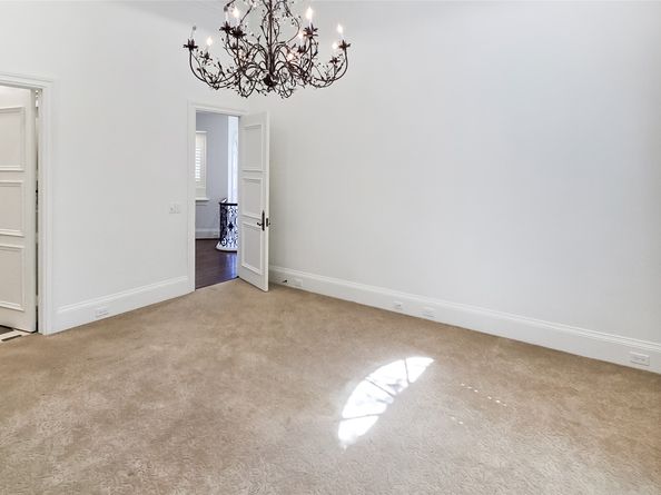 2821 Hood Street, Dallas TX 75219