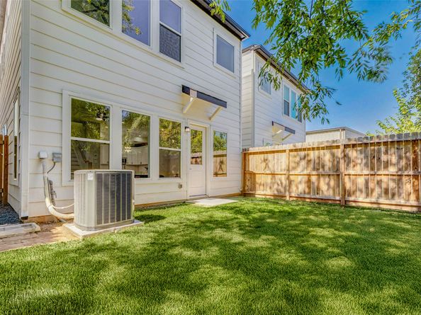 2310 Campbell Road C, Houston TX 77080