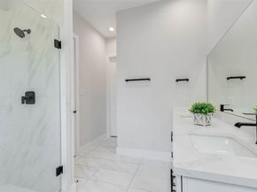 2310 Campbell Road C, Houston TX 77080
