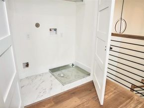 1510 Weiss Street, Houston TX 77009