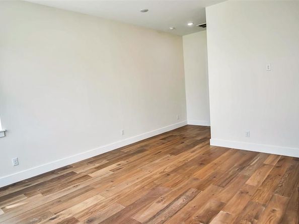 1510 Weiss Street, Houston TX 77009