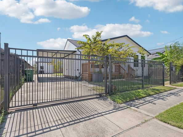 6718 Avenue L, Houston TX 77011